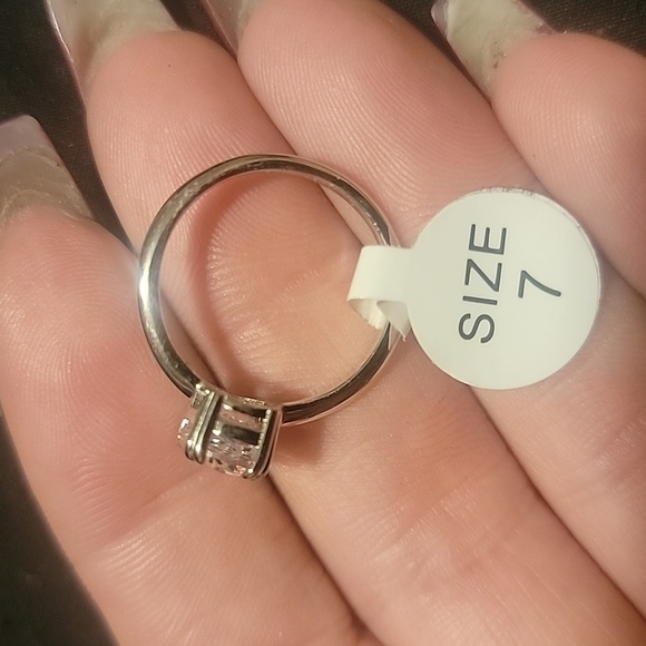 2.5CT 925 sterling silver engagement/promise ring size 7 - Picture 6 of 6